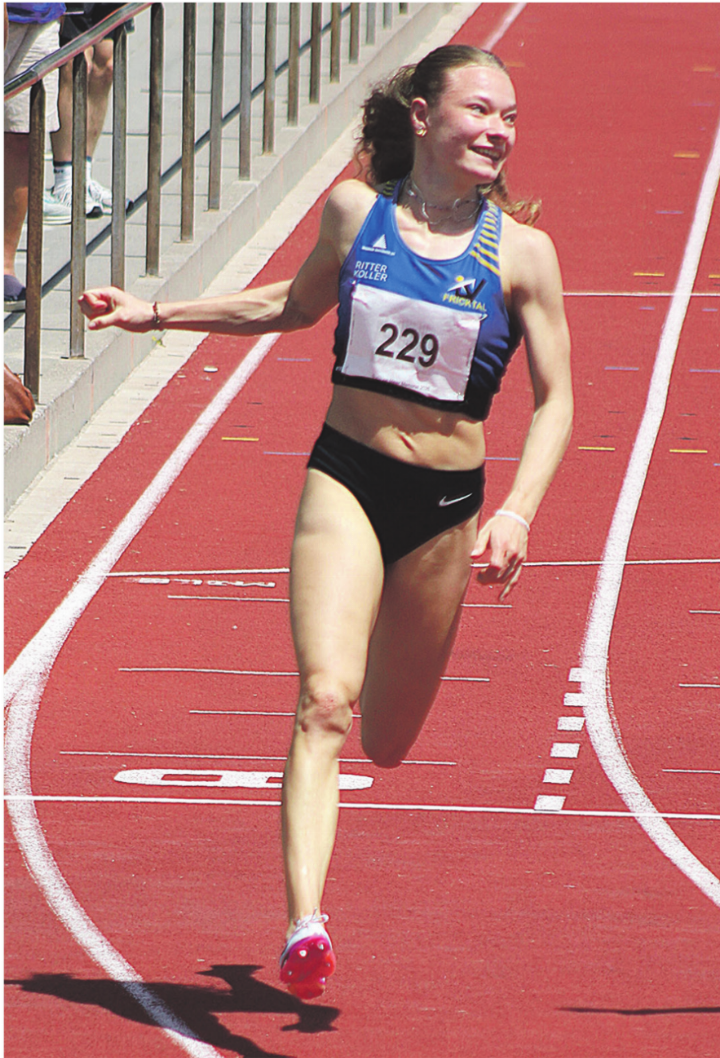 Fabienne Hoenke freut sich über EM-Limite und U23-Schweizerrekord. Foto: Stefan Hoenke Fabienne Hoenke freut sich über EM-Limite und U23-Schweizerrekord. Foto: Stefan Hoenke