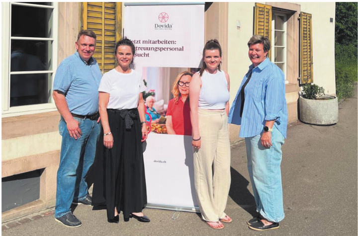 Sind sehr zufrieden mit der Jobbörse: Markus Schröder (von links), Pia Meinzer, Laura Hufschmid und Chantal Candrian. Foto: zVg