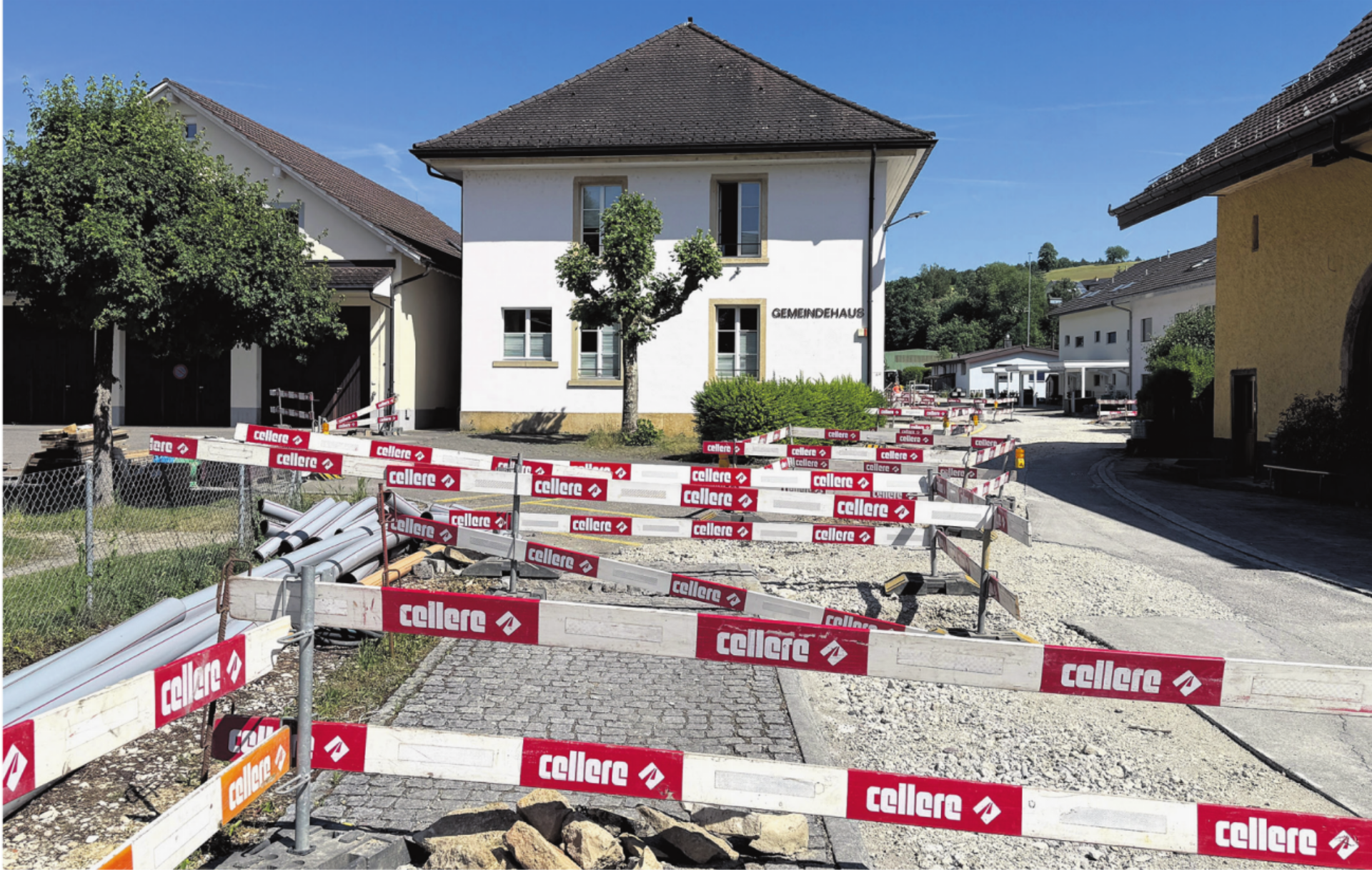 Jetzt wollen vier den einen Sitz - Das Bild wird blockiert. – Möglicherweise durch einen aktiven Adblocker.