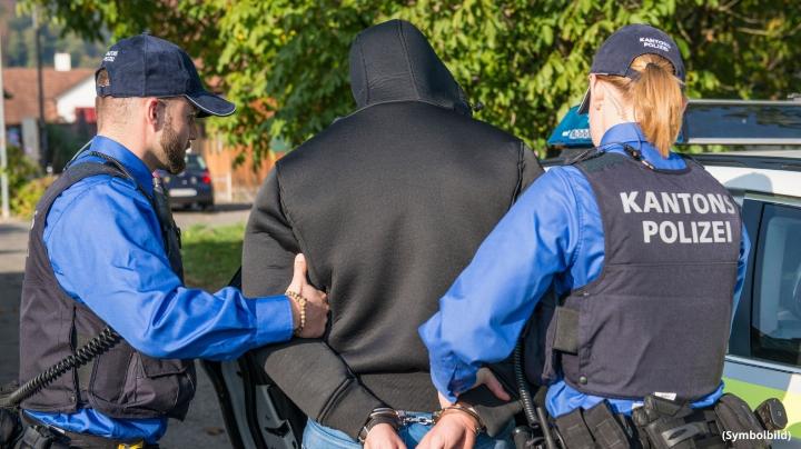 Bei Einbruchsversuch in Zeihen festgenommen