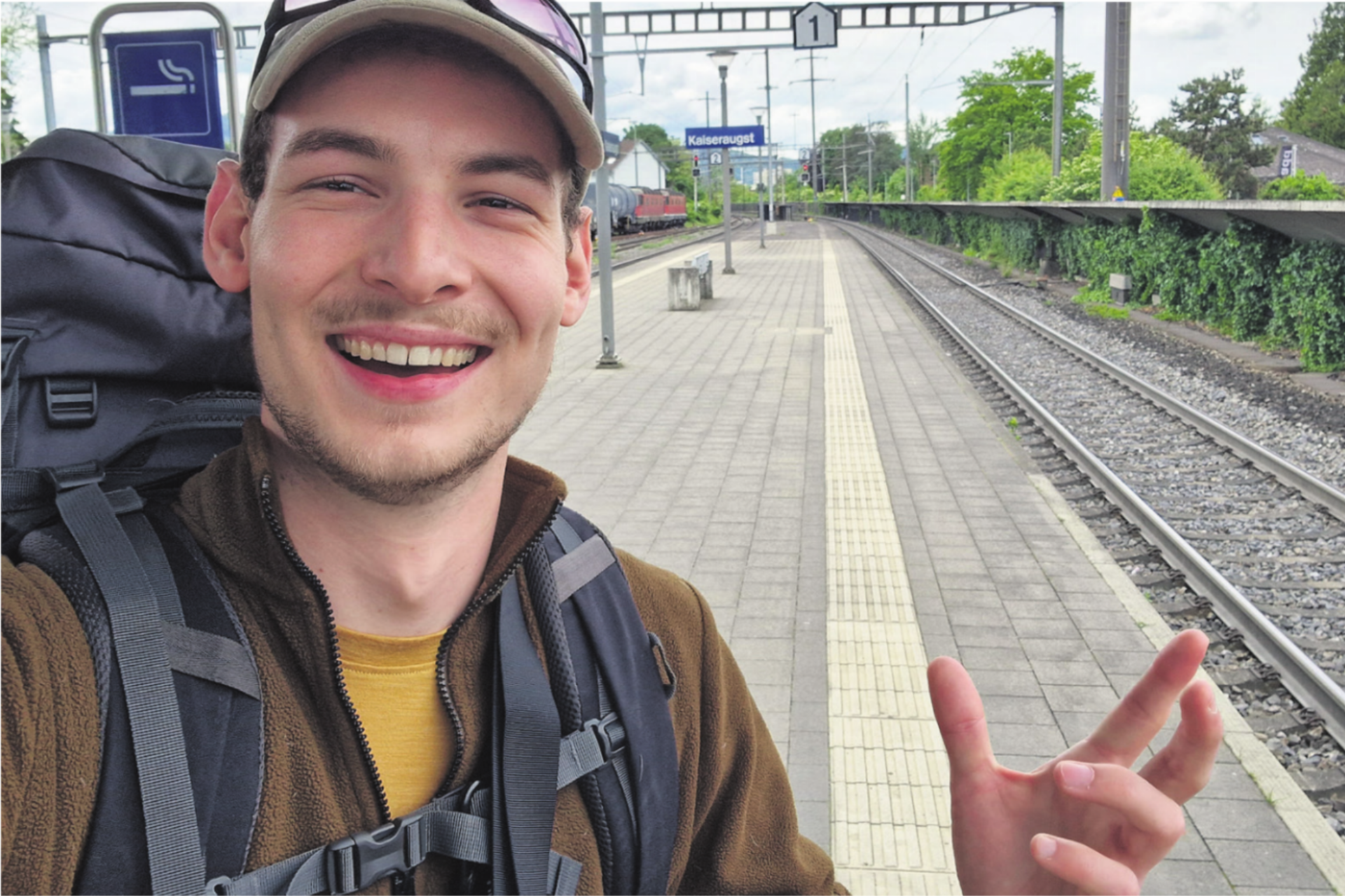 Per Anhalter durch die Welt - Das Bild wird blockiert. – Möglicherweise durch einen aktiven Adblocker.