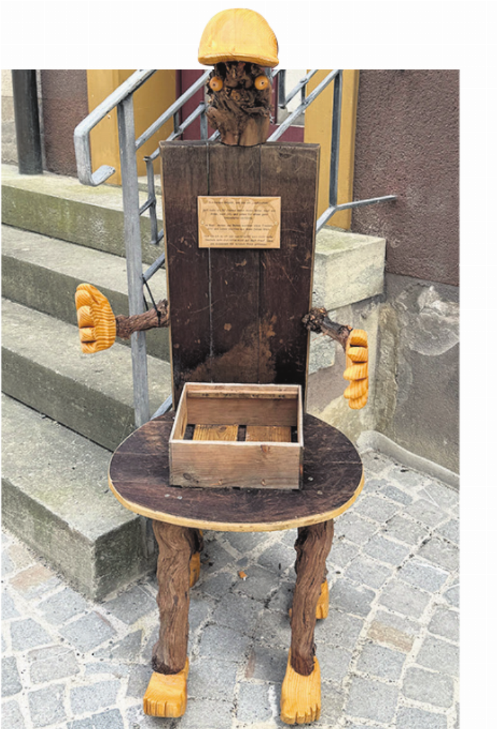 Für fest im Griff könnte dieser Stuhl stehen.
