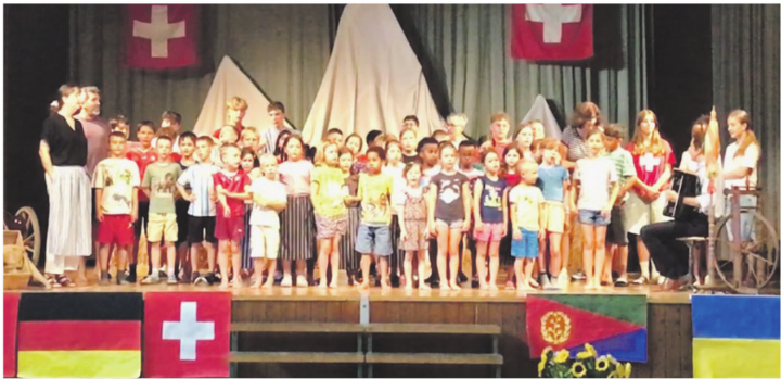 Die Kinder zeigten eindrücklich, wie vielfältig unsere Welt ist und wie schön es ist, voneinander zu lernen. Foto: zVg