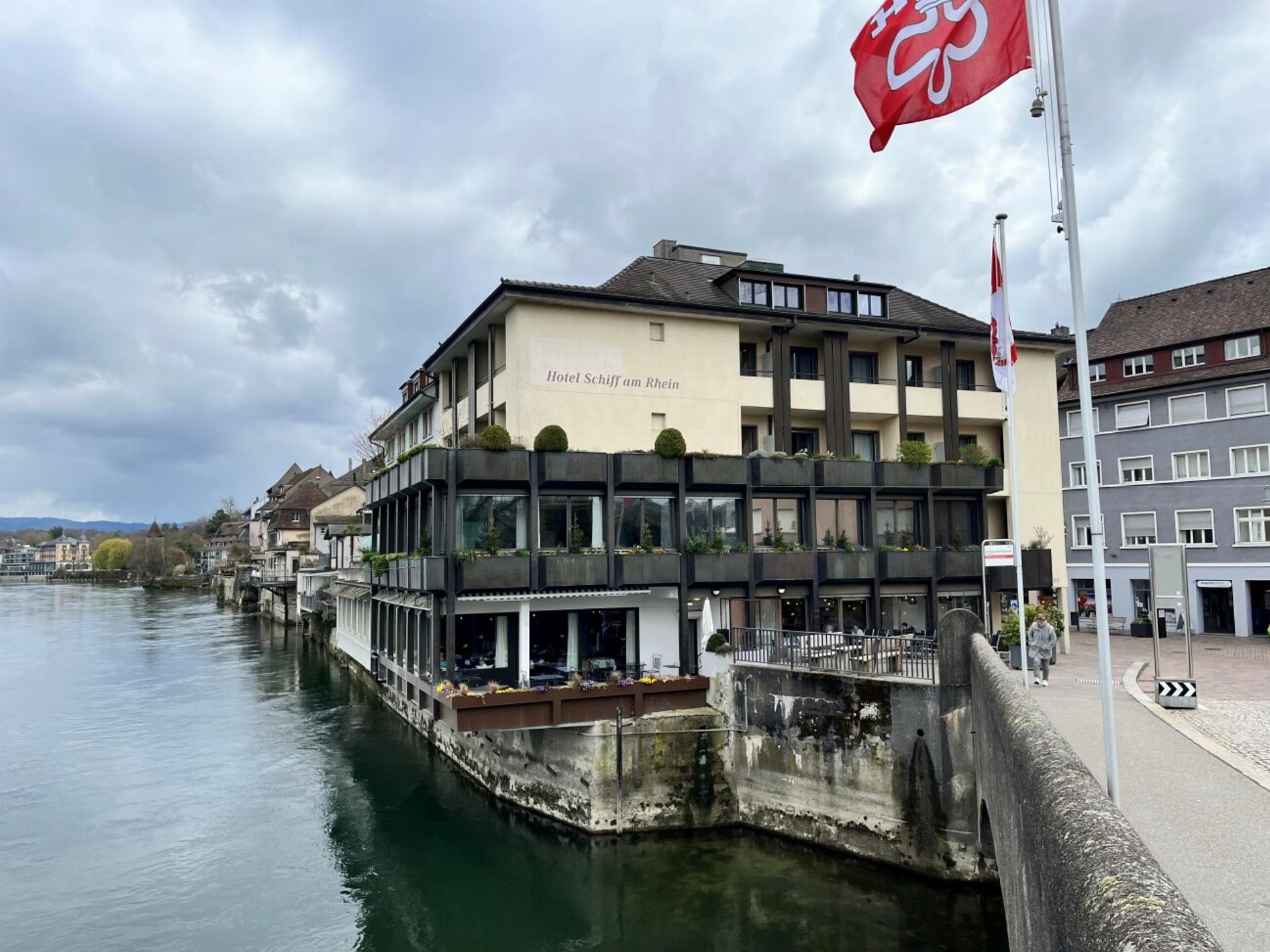 Verkaufsprozess für das Hotel Schiff startet: Versicherungswert von 16,6 Millionen Franken - Das Bild wird blockiert. – Möglicherweise durch einen aktiven Adblocker.