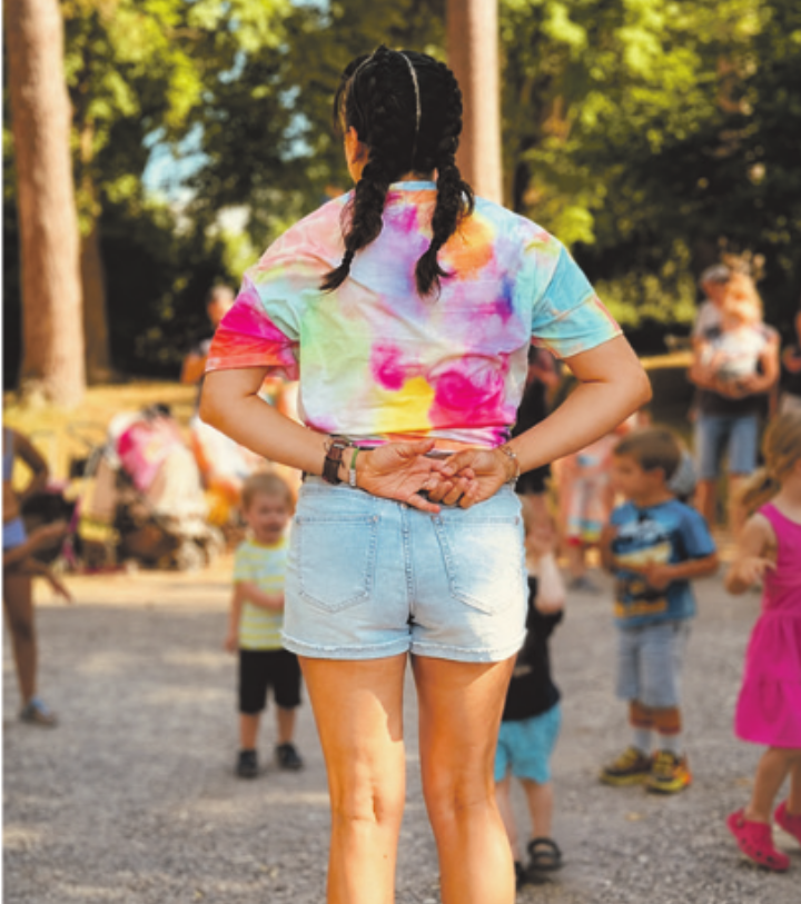Tanzen mit Serena Lakatos: Seit einem Jahr wird die Kinderdisco geboten.    Foto: zVg