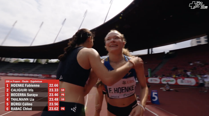 Fabienne Hoenke im Ziel des 200-Meter-Laufs. Screenshot Swiss Athletics