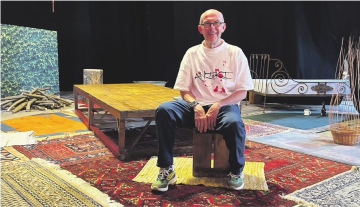 Der Schauspieler und Regisseur Peter Ender inszeniert dieses Jahr mit dem Lehrertheater Möhlin das Stück «Der Polenweiher».    Foto: Janine Tschopp