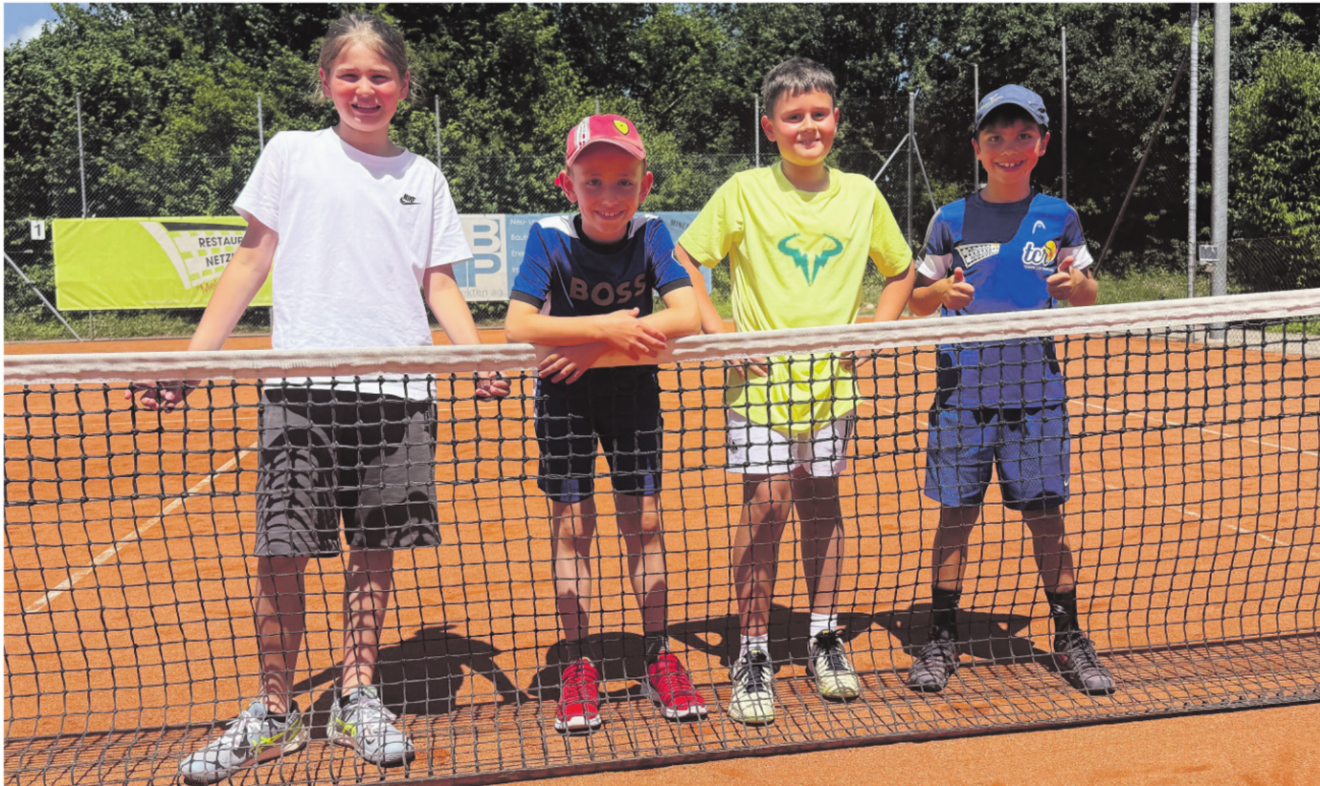 Tennis: Erfolgreiche U12-Junioren - Das Bild wird blockiert. – Möglicherweise durch einen aktiven Adblocker.