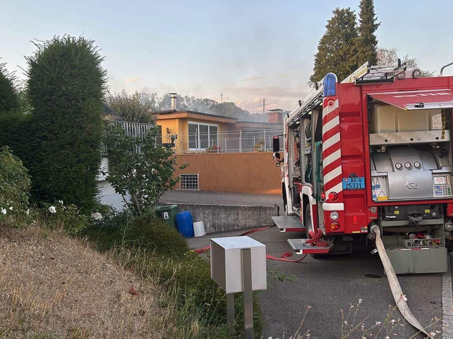 Wallbach: Brand in Werkstatt sorgt für Grosseinsatz - Das Bild wird blockiert. – Möglicherweise durch einen aktiven Adblocker.
