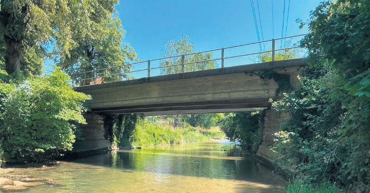 Die Sisslebrücke in Oeschgen ist in den nächsten Wochen nicht benutzbar.