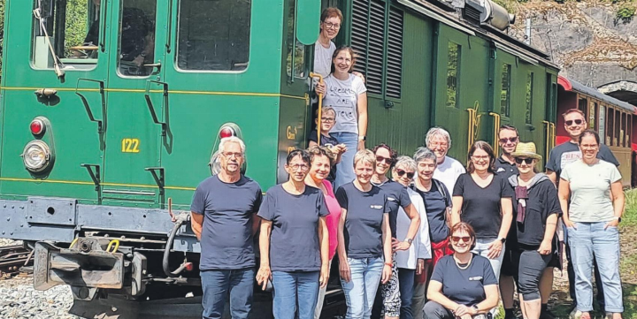 Die Samariter genossen die Nostalgiefahrt.   Foto: zVg