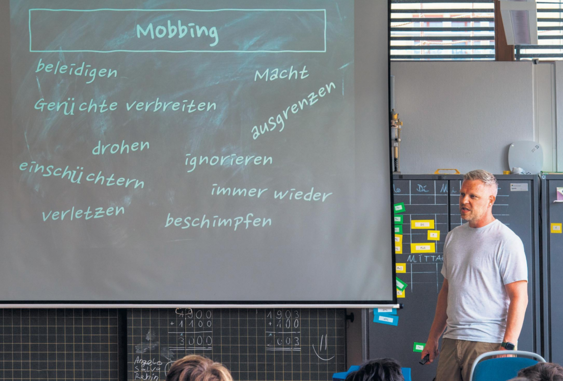 Von Mobbing und mehr - Das Bild wird blockiert. – Möglicherweise durch einen aktiven Adblocker.