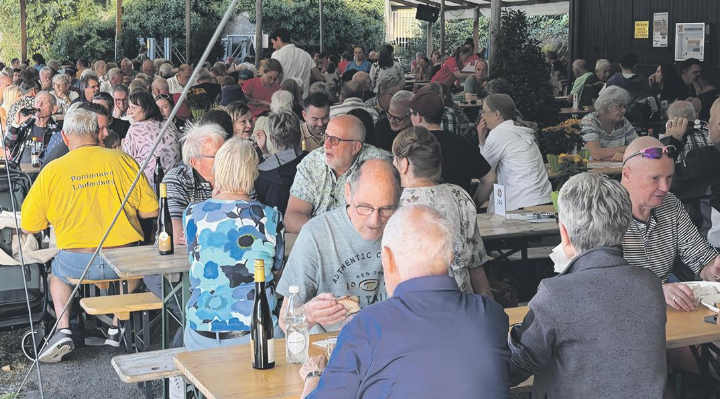 Gut besuchtes Fischessen in Laufenburg.    Foto: zVg