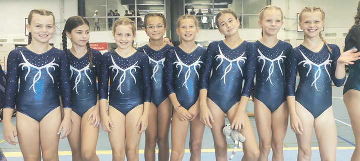Die Mädchen der Kategorie 3 vor ihrem Wettkampf. Foto: zVg