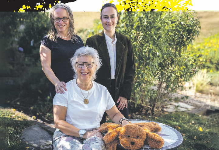 Sie möchten das Bewusstsein für Neurodiversität und Trauma fördern: Claudia Rittinghaus (von links), Monique Mathys und Antonia Santoro. Foto: zVg