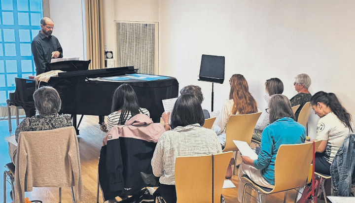 Wer einmal bei den Proben des Projektchors Chortus, dem Chortett oder einem Männerchor dabei sein möchte, hat nächste Woche Gelegenheit dazu. Foto: zVg