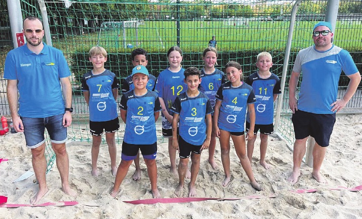 Die U11-Delegation aus Stein bei der Copaca-Bale. Foto: zVg