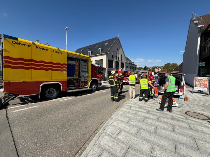 Feuerwehrübung bei der Raiffeisenbank in Frick. Foto: Susanne Hörth Feuerwehrübung bei der Raiffeisenbank in Frick. Foto: Susanne Hörth