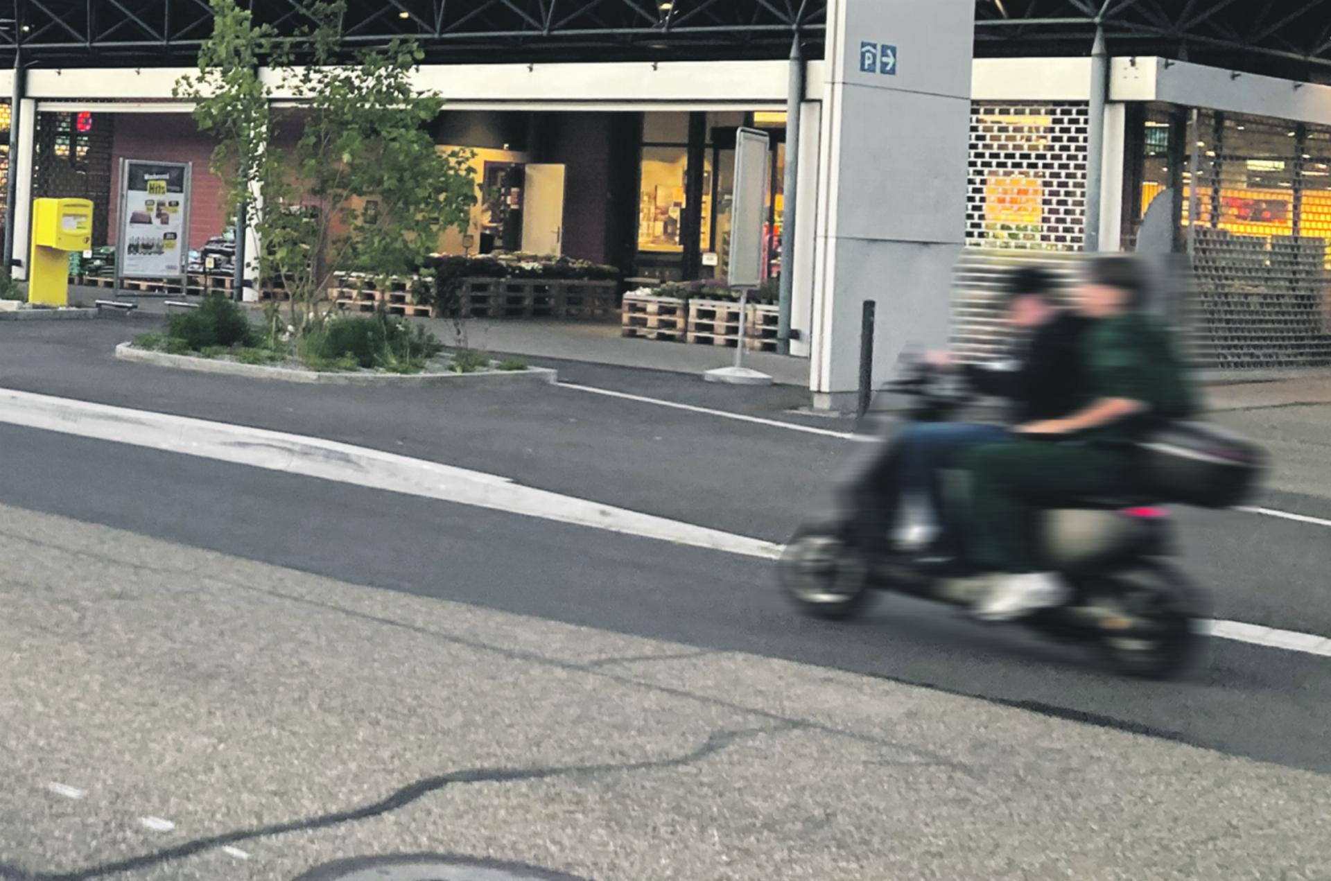 Fricktal: Konsequenter handeln gegen E-Rowdys - Das Bild wird blockiert. – Möglicherweise durch einen aktiven Adblocker.