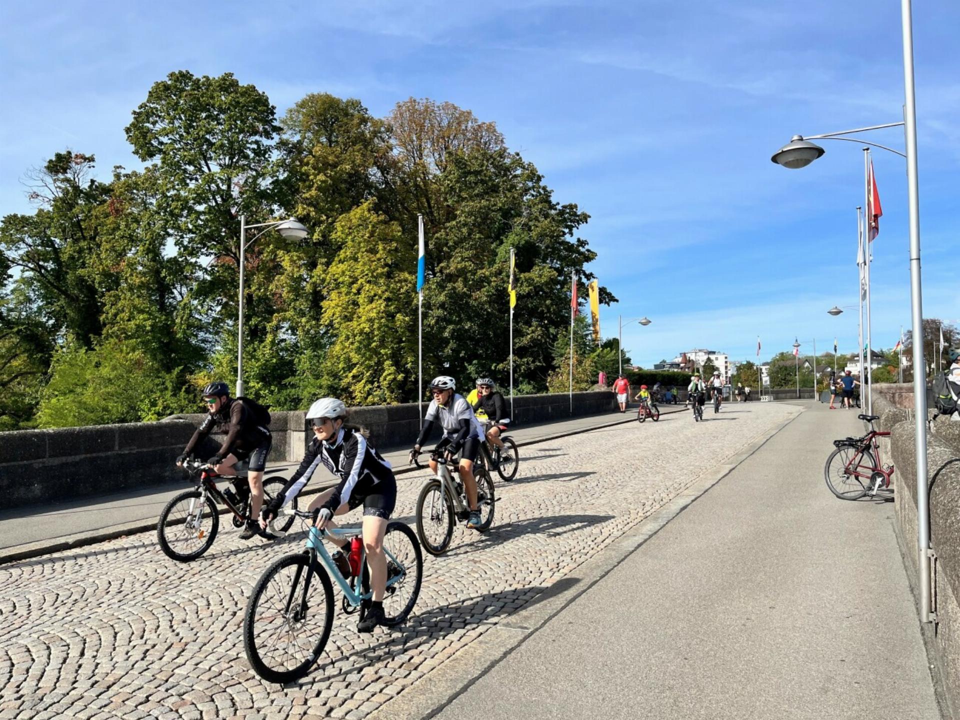 SlowUp Basel-Dreiland mit 61 000 Teilnehmern - Das Bild wird blockiert. – Möglicherweise durch einen aktiven Adblocker.