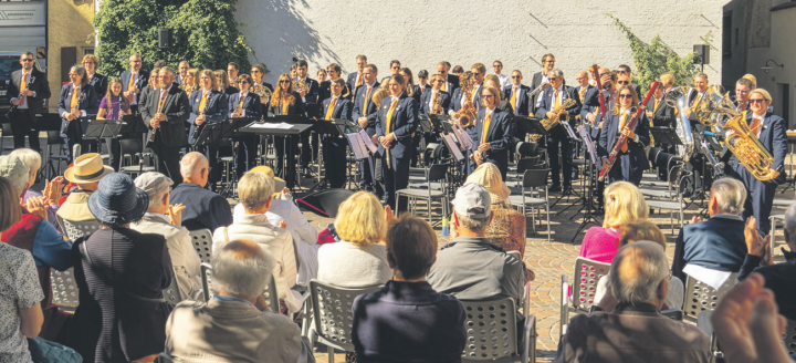 Mit einem abwechslungsreichen Programm sorgte die Stadtmusik für beste Unterhaltung. Foto: zVg