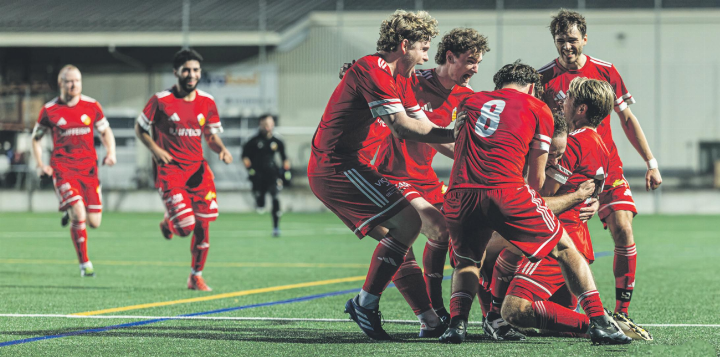 Die Mannschaft glaubt an sich – und kann auch wieder schwierige Spiele für sich entscheiden. Foto: athletixx.ch Die Mannschaft glaubt an sich – und kann auch wieder schwierige Spiele für sich entscheiden. Foto: athletixx.ch