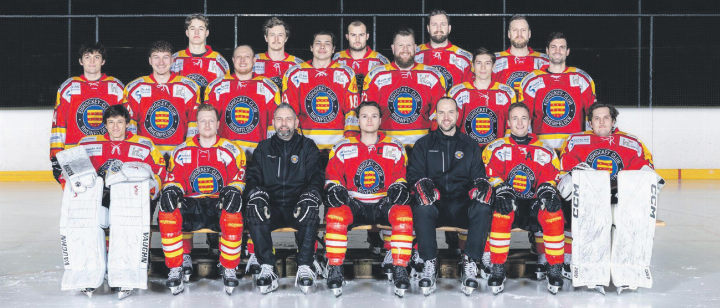 Braucht im ersten Heimspiel am Sonntag die Unterstützung des Publikums: die 1. Mannschaft des EHC Rheinfelden. Foto: zVg
