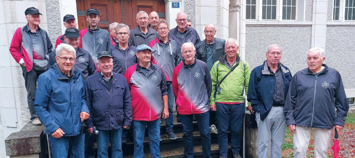 Die Gipf-Oberfricker Männerturner nahmen viele spannende Informationen mit nach Hause. Foto: zVg