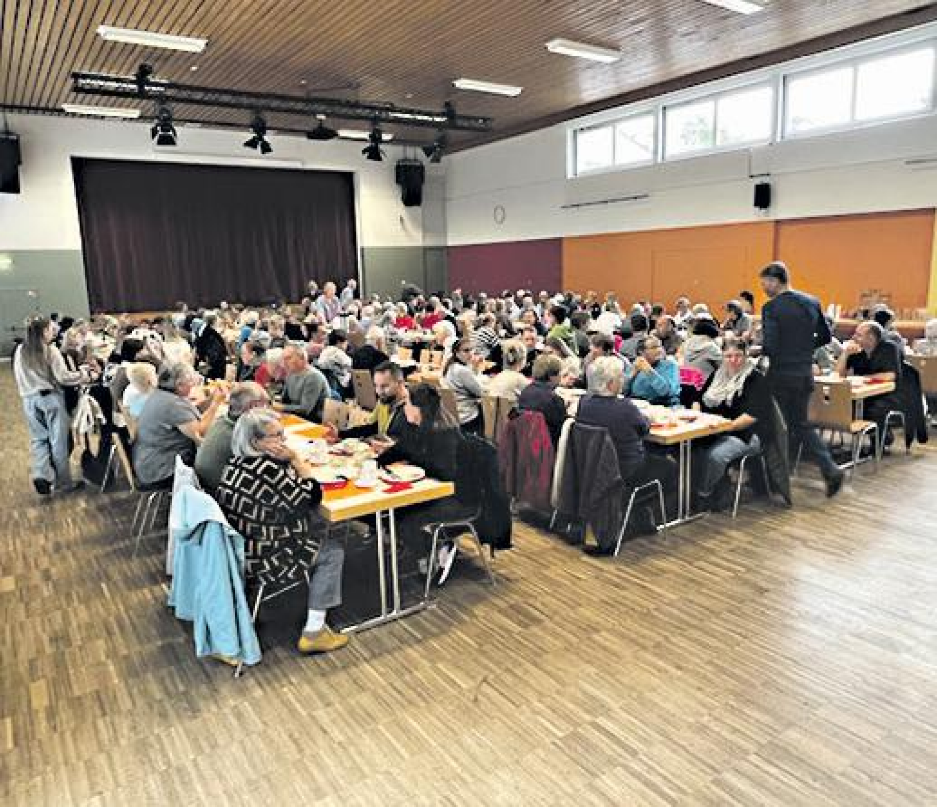 Erntedank und Pfarreibrunch in Kaisten: Erlös für zwei Hilfswerke - Das Bild wird blockiert. – Möglicherweise durch einen aktiven Adblocker.