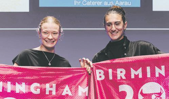 Fabienne Hoenke (links) und Valentina Rosamilia wurden gefeiert. Foto: zVg