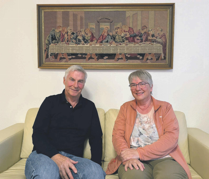 Claude Chautems und Ruth Imhof-Moser beim Interview mit fricktal.info im Kirchgemeindehaus der reformierten Kirche in Möhlin. Foto: Lilia Staiger Claude Chautems und Ruth Imhof-Moser beim Interview mit fricktal.info im Kirchgemeindehaus der reformierten Kirche in Möhlin. Foto: Lilia Staiger