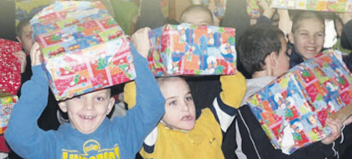 Strahlende Kinderaugen dank der Weihnachtspäckli-Aktion. Foto: zVg